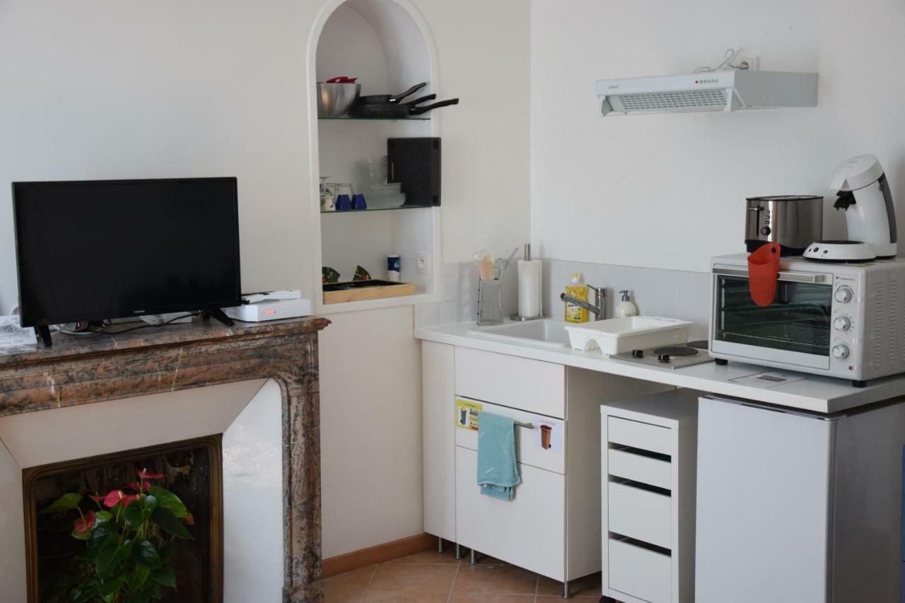 Joli Studio Plein Centre De Milly La Foret Zewnętrze zdjęcie