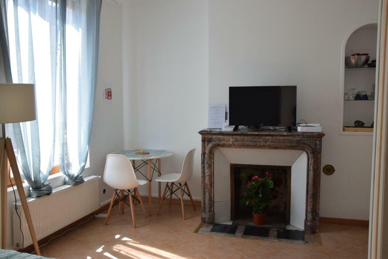 Joli Studio Plein Centre De Milly La Foret Zewnętrze zdjęcie